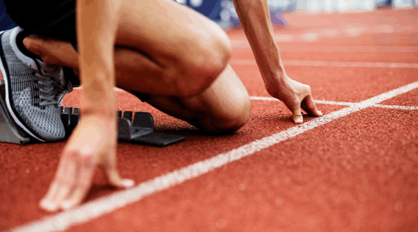 athlete getting ready to run