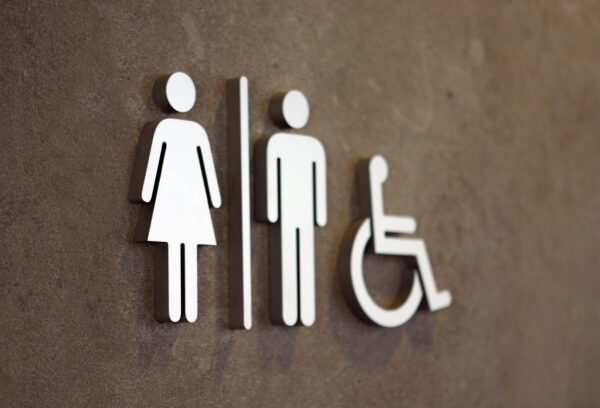 A toilet sign