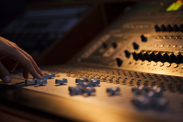 Close-up sound Mixer