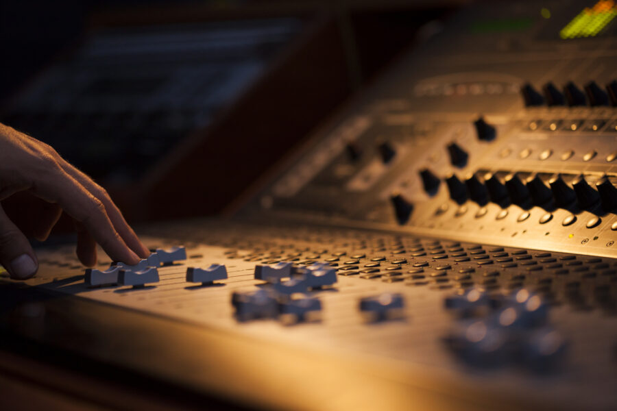 Close-up sound Mixer